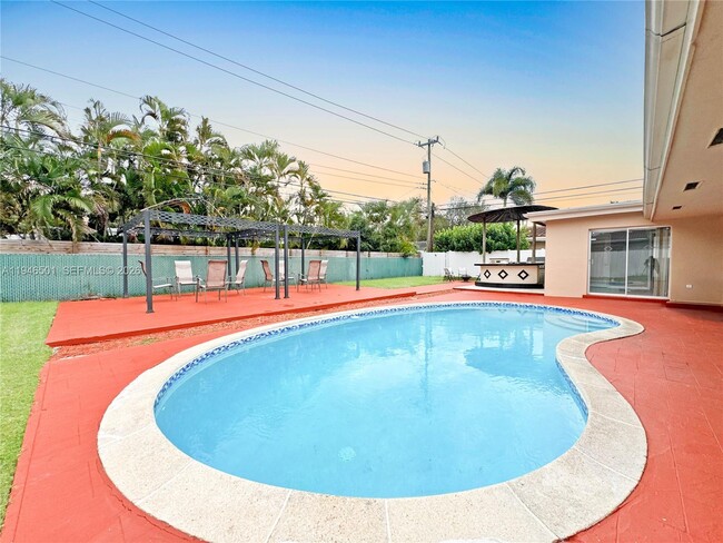 Building Photo - 6210 NE 21st Rd