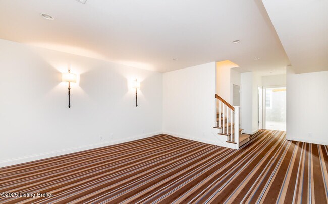 Building Photo - 9413 Civic Way