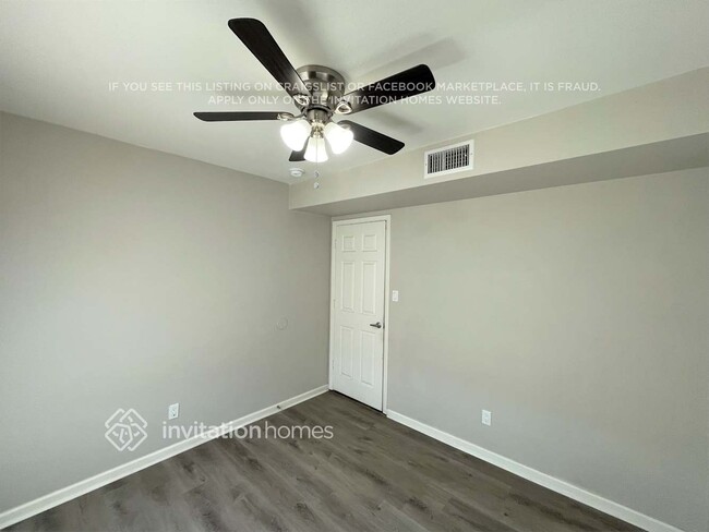 Building Photo - 4106 N 84th Cir