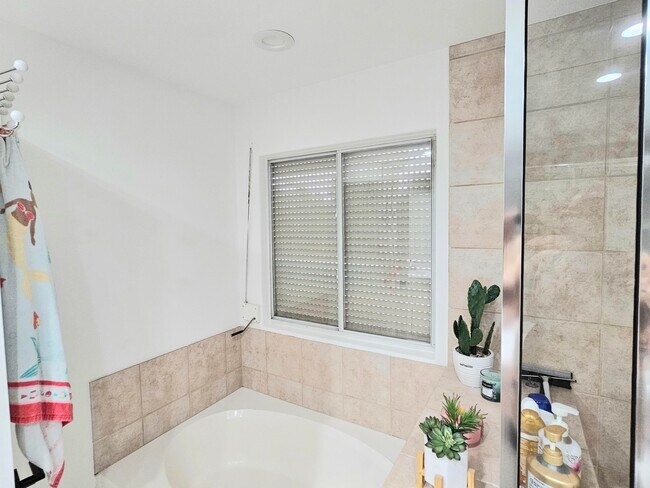 Building Photo - 68520 Risueno Rd