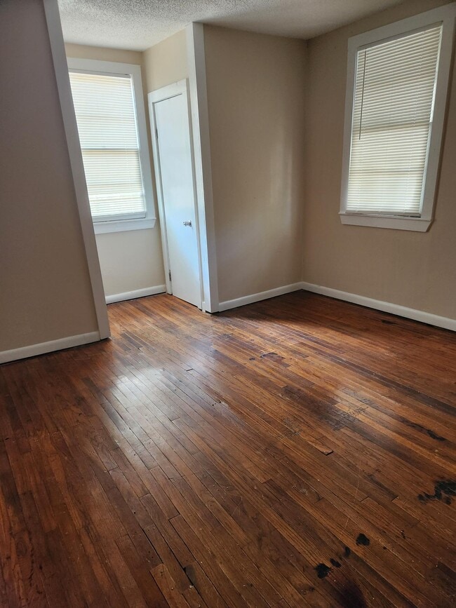 Building Photo - 3936 Dalton St