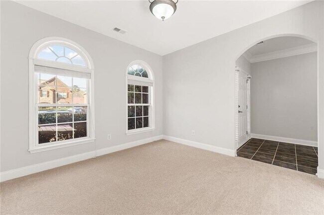 Building Photo - 3329 Rosecliff Trace NE