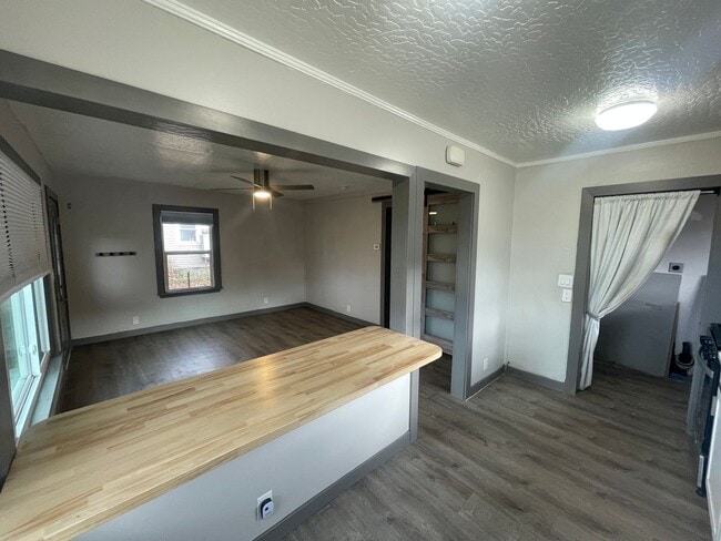 Building Photo - Cozy 1-Bed, 1-Bath Home in Ogden