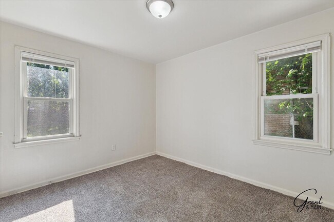 Building Photo - 9108 Archdale St