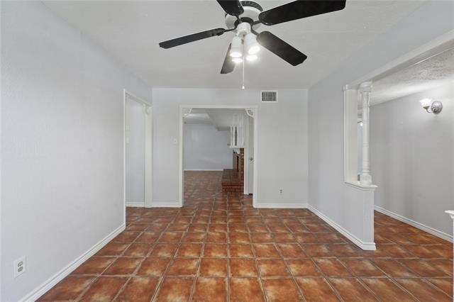 Building Photo - 9214 Vagas Dr