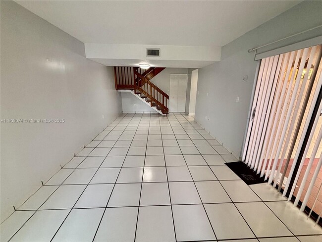 Building Photo - 10099 NW 43rd Terrace 0, Doral, FL 33178