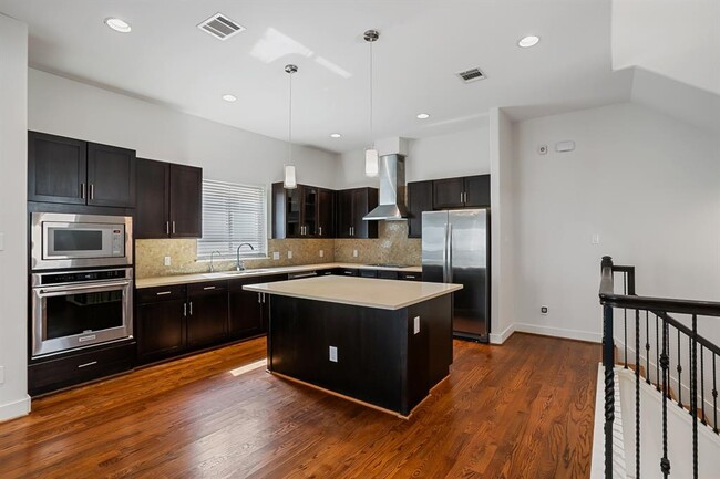 Building Photo - 5743 Kansas St