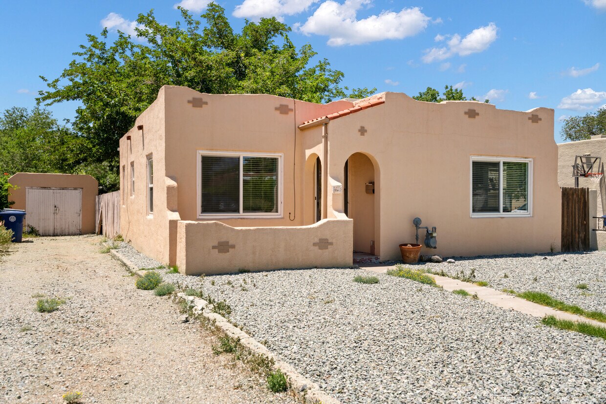 405 Solano Dr NE - 405 Solano Dr NE Albuquerque NM 87108 | Apartment Finder