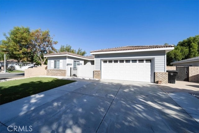Building Photo - 2564 Wallace Ct