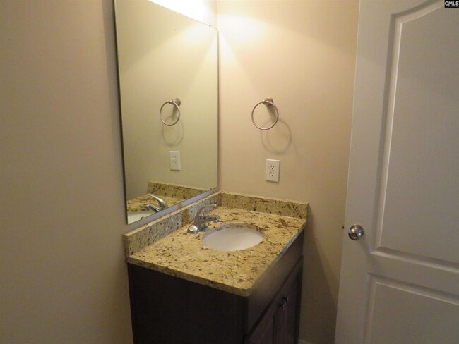 Building Photo - 242 Dawsons Park Dr