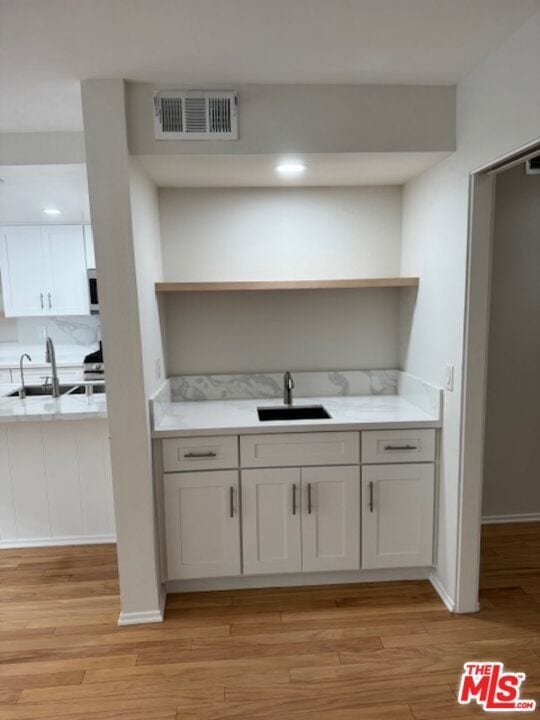 Building Photo - 13322 Maxella Ave