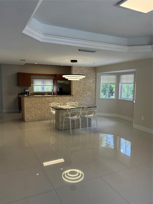 Building Photo - 2710 NE 184th Terrace