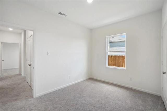 Building Photo - 2116 Prairie Ln