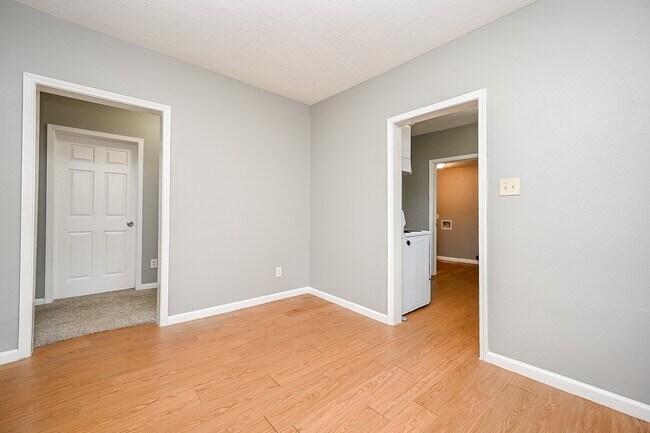 Building Photo - 8007 Carver Rd