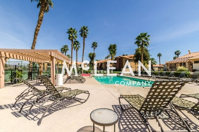 Building Photo - Prime Location 2BR Condo with Patio in Gated Saddleback Community