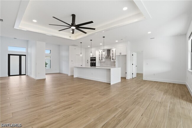 Building Photo - 3903 15th St SW