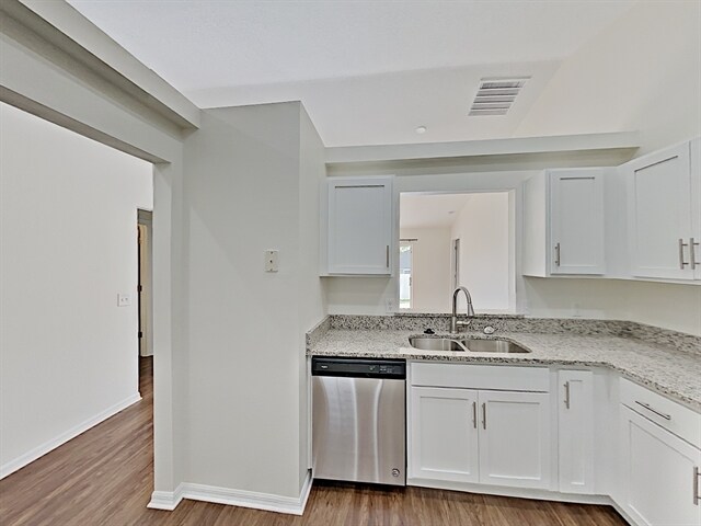 Building Photo - 2033 Fish Eagle St
