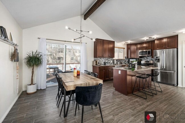 Building Photo - 1667 E 9800 S