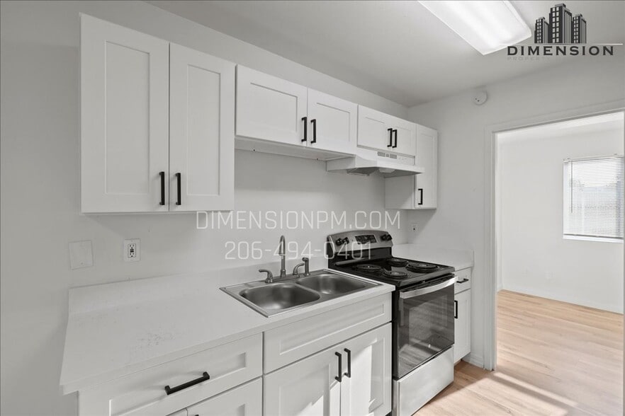 Building Photo - Columbia Apartments