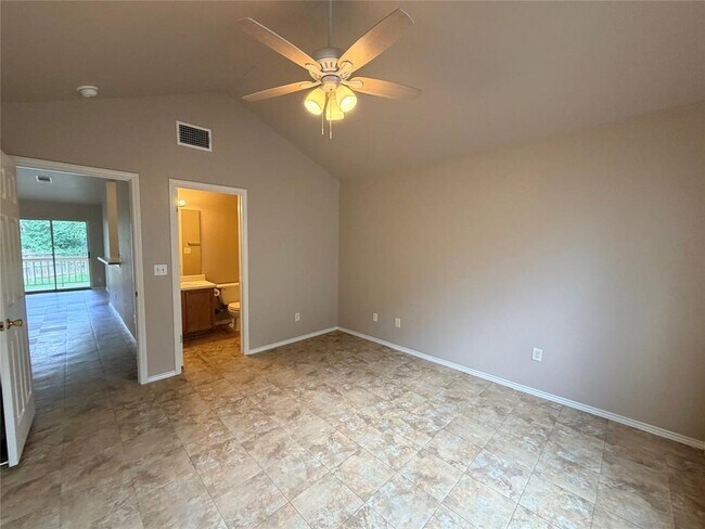 Building Photo - 2904 Whisper Oaks Ln