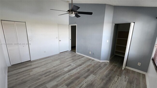 Building Photo - 411 SW 120th Ave