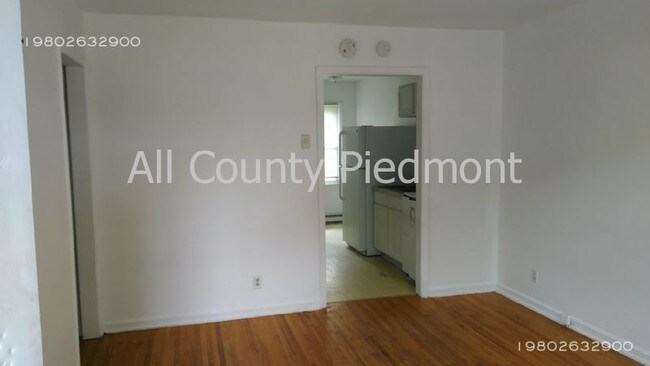 Building Photo - 501 Dare Drive