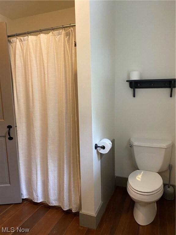 Building Photo - 10 Maple Ln