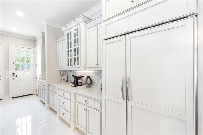 Building Photo - 2991 Sequoyah Dr NW