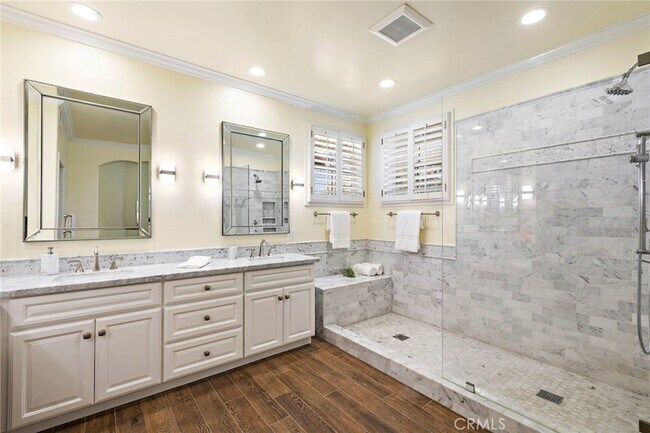 Building Photo - 48 Downfield Way