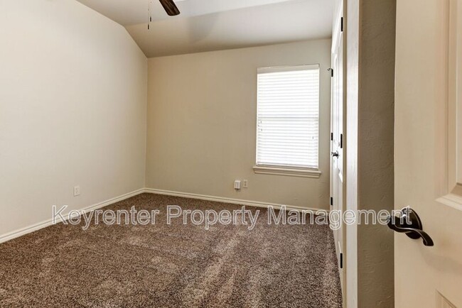 Building Photo - 9016 NW 75th St
