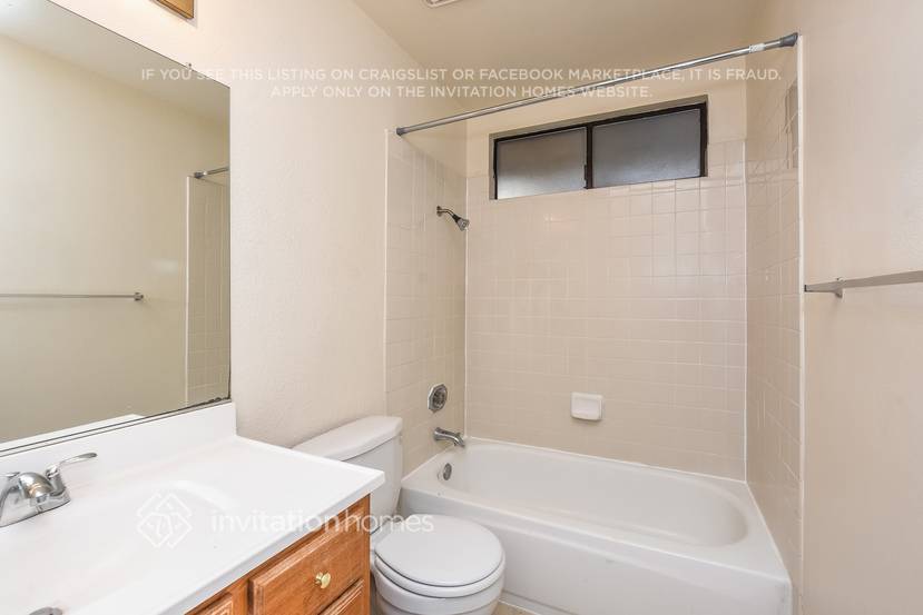 Building Photo - 3609 Rio Pacifica Way