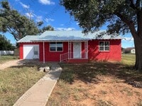 Building Photo - Beautiful Newly Renovated 3 Bedroom 2 Bath...