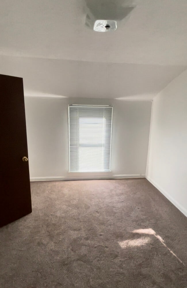 Building Photo - 1522 Bradford St NW