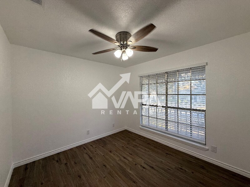 Building Photo - 12135 Lemon Blossom St