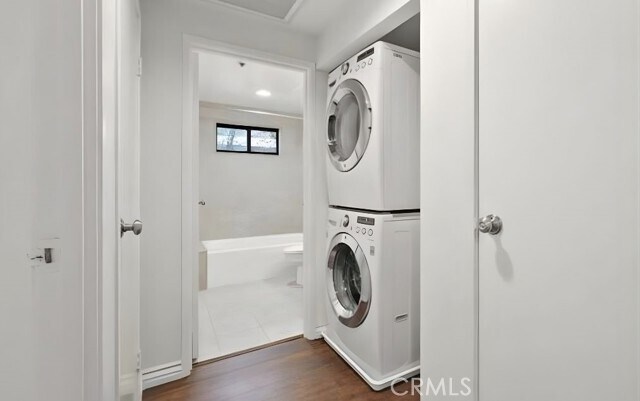 Building Photo - 727 S Ardmore Ave