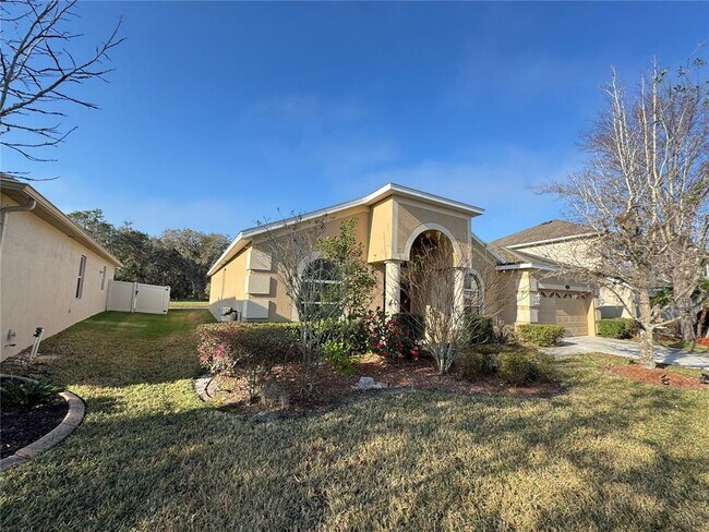 Building Photo - 10756 Breaking Rocks Dr