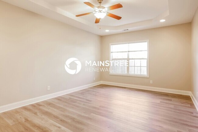 Building Photo - 3 Bedroom Pet-Friendly Home in Corryton, TN with Main Street Renewal