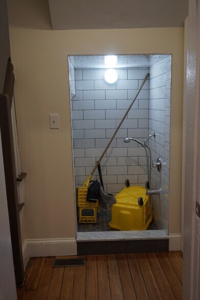 Building Photo - 159 Allston St