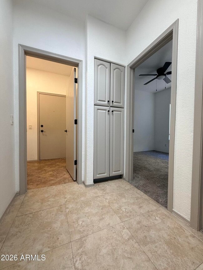Building Photo - 5215 W Tonopah Dr