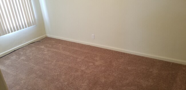 Building Photo - 2233-2235 Euclid