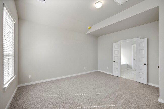 Building Photo - 32407 Hamilton Crest Dr
