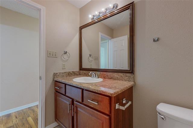 Building Photo - 1912 N Irving Heights Dr