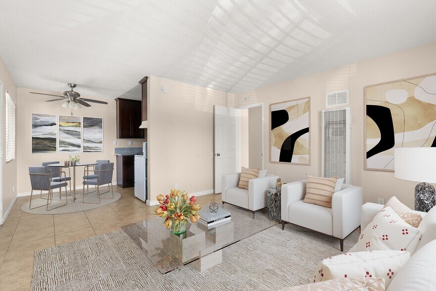 Interior Photo - Annex on Chicago