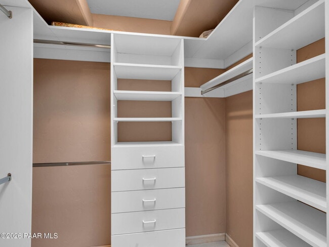 Building Photo - 3160 Rainbow Ridge Dr