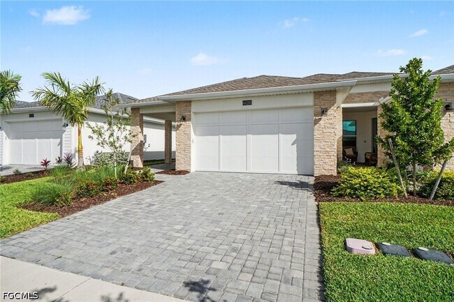 Building Photo - 44283 Panther Dr