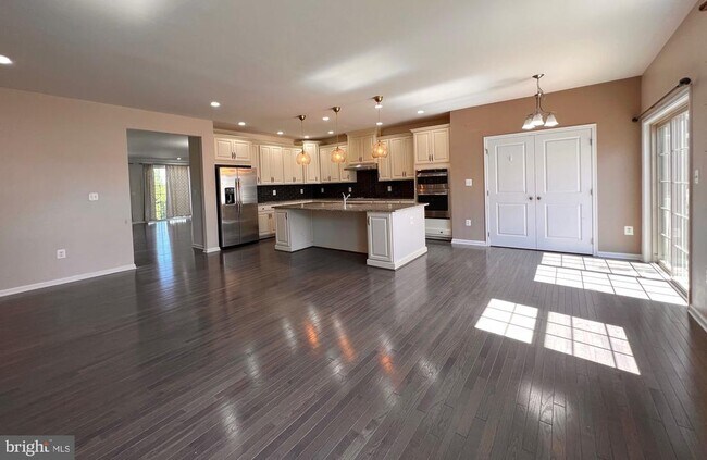 Building Photo - 23480 Logans Ridge Terrace