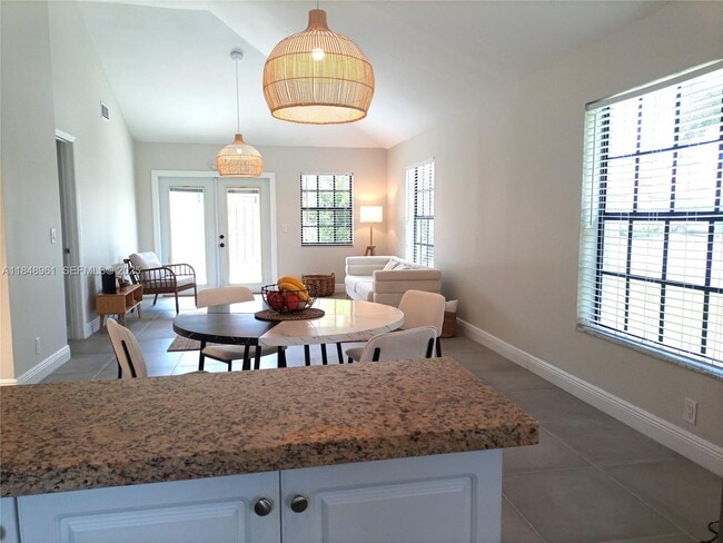 Building Photo - 13473 Fountain View Blvd