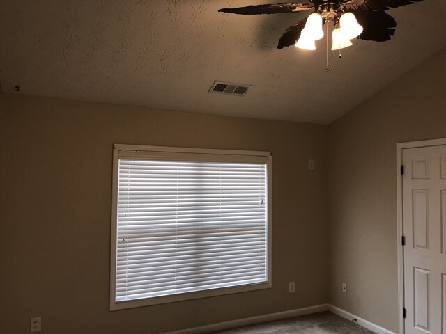 Building Photo - 304 Woodland Pass