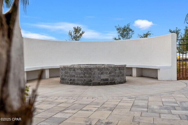 Building Photo - 1301 Savory Ct