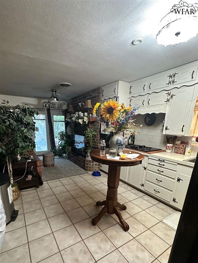 Building Photo - 1919 Margaret Dr